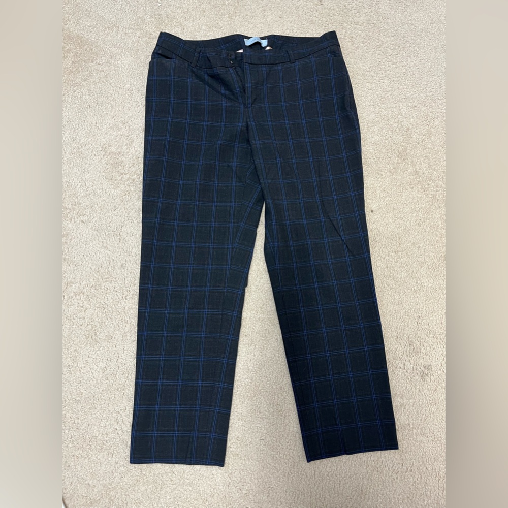 Black and blue plaid cropped dress pants - great condition